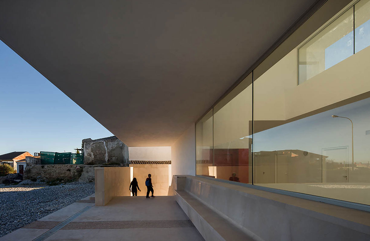 Edificio de Formación y Empleo de Baza, Granada